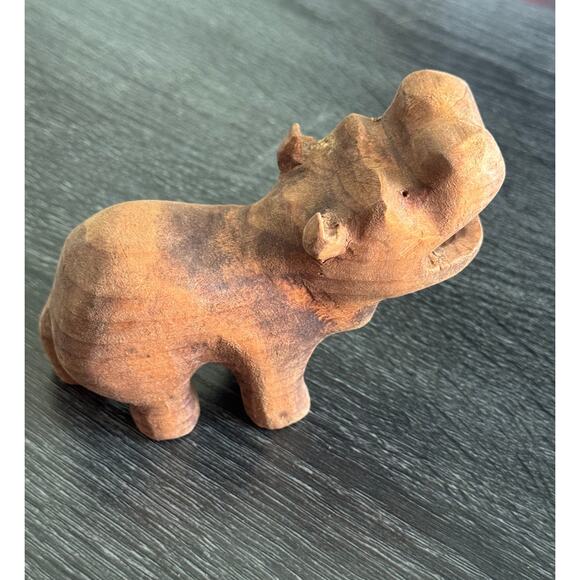 Hand‎ Carved Wooden Hippo Hippopotamus - Picture 1 of 10